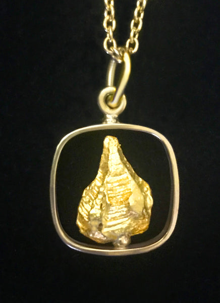 Crystalline Gold Pendant