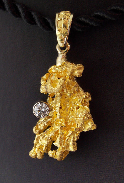 Crystalline Gold Nugget set with Diamond