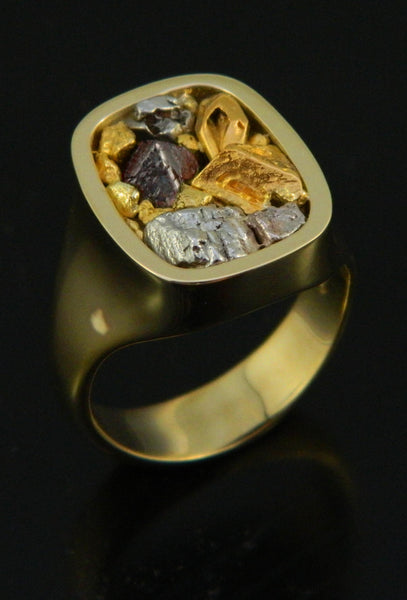 Signet style ring with Crystalline Gold, Platinum and Diamond