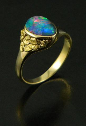 Opal & Natural Gold Nugget 18kt Yellow Gold Ring